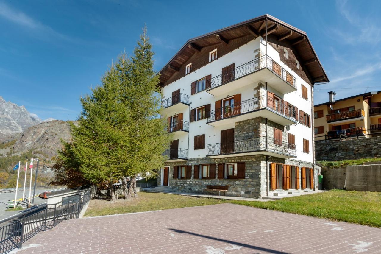 Hellochalet - Maison Rue De La Neige - Family Ski Holiday Walking Distance Skirun And Gondola Valtournenche Εξωτερικό φωτογραφία