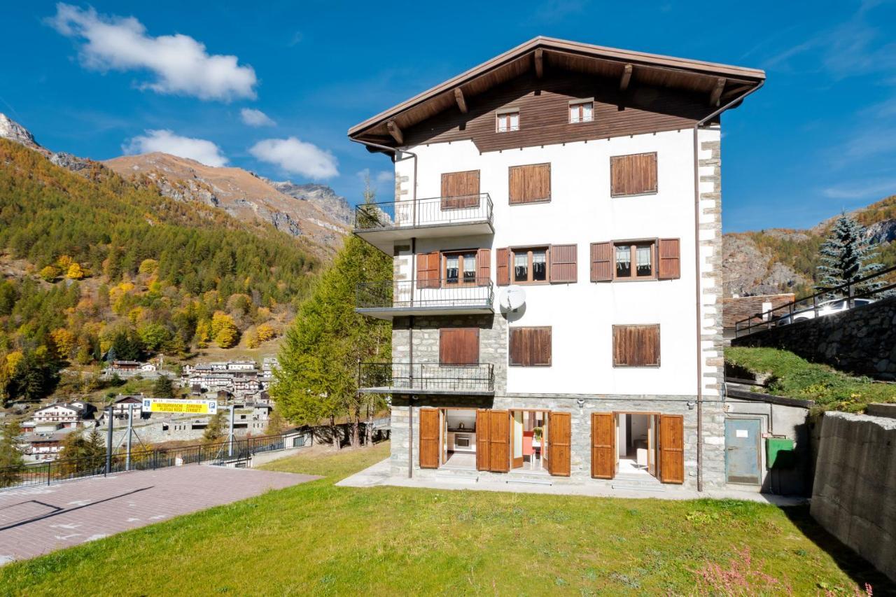 Hellochalet - Maison Rue De La Neige - Family Ski Holiday Walking Distance Skirun And Gondola Valtournenche Εξωτερικό φωτογραφία